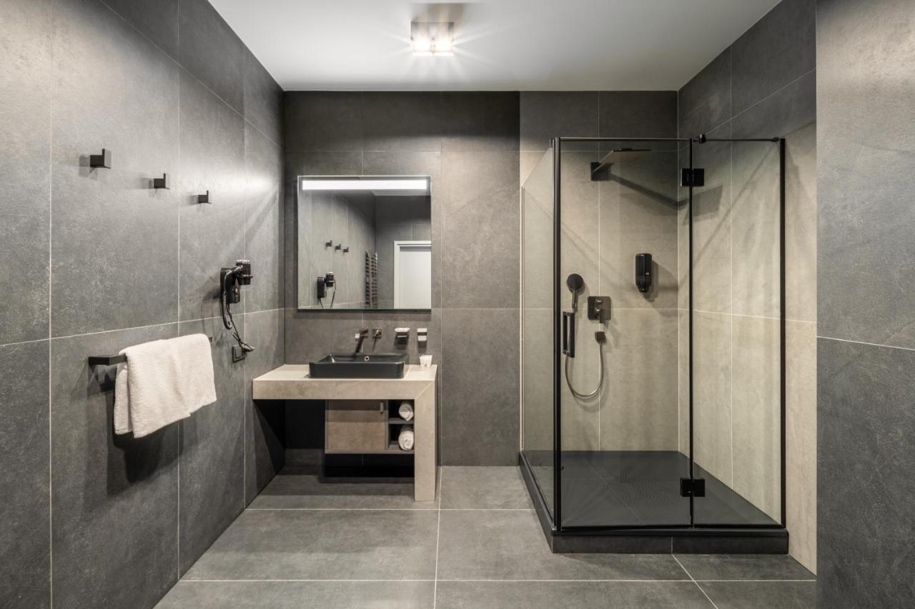 City Inn Lviv Smart Hotel Vynnyky Exterior photo
